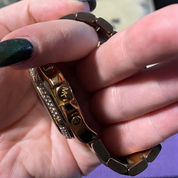 Michael Kors 5450 Rose Gold Crystal Chronograph Womens Wrist Watch - Picture 8 of 9